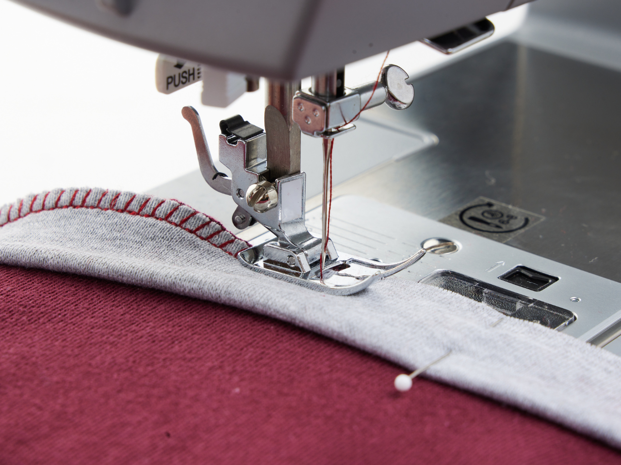 4423-singer-heavy-duty-machine-for-sale-layered-fabric-image