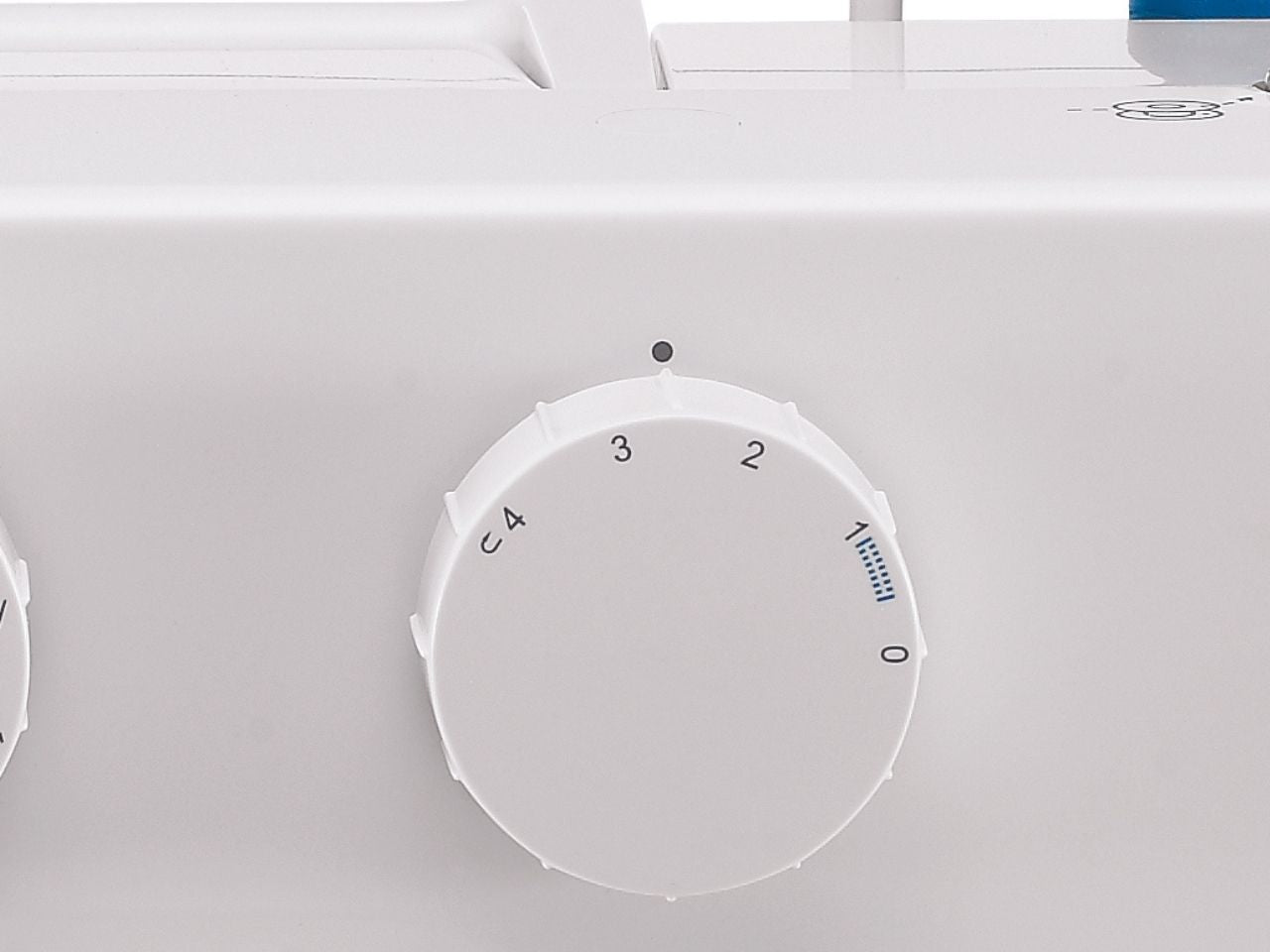 singer-1409-domestic-sewing-machine-zoomed-in-on-stitch-dial