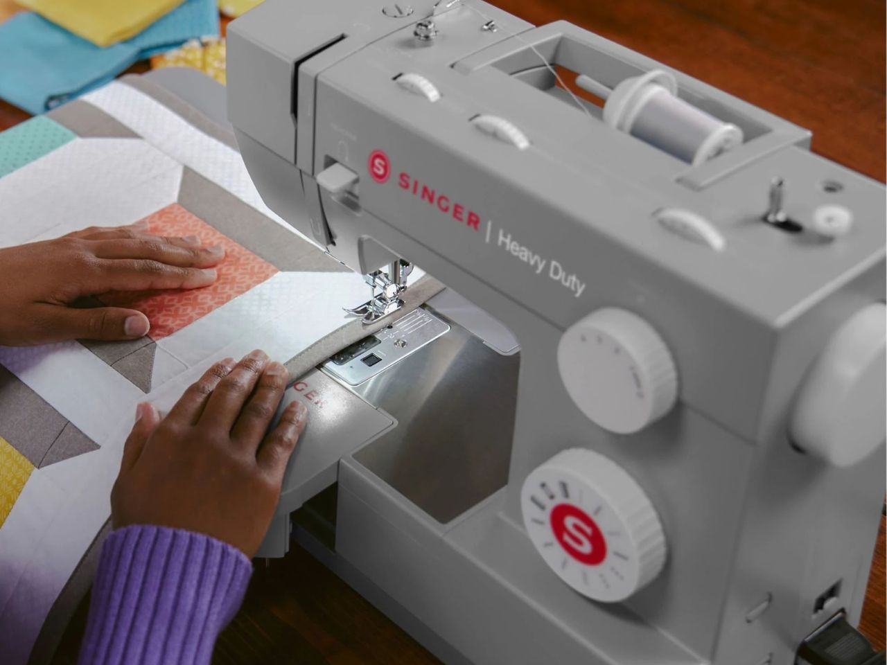 singer-heavy-duty-4411-sewing-quilt